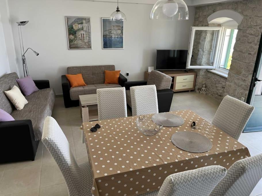 Holiday Home Aria Podgora Kültér fotó